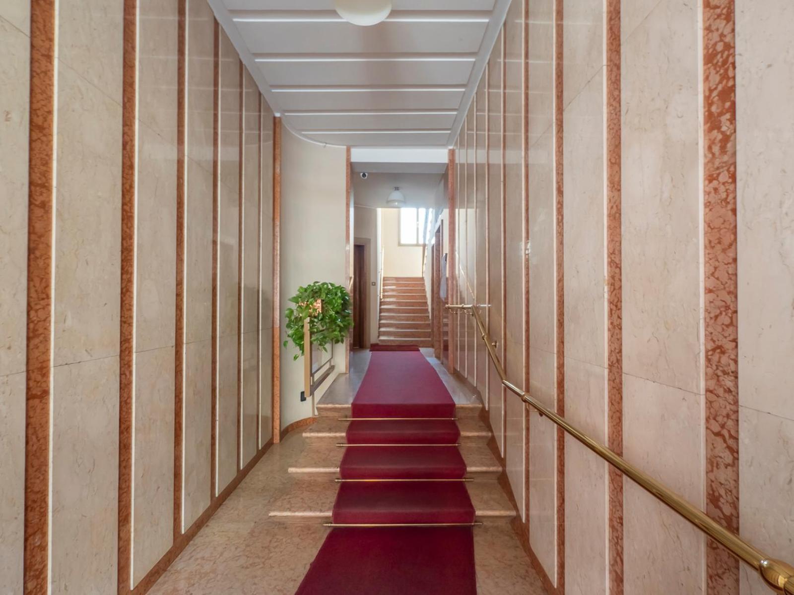 Xenia Apartments - Newly Renovated Apartment Milan Luaran gambar